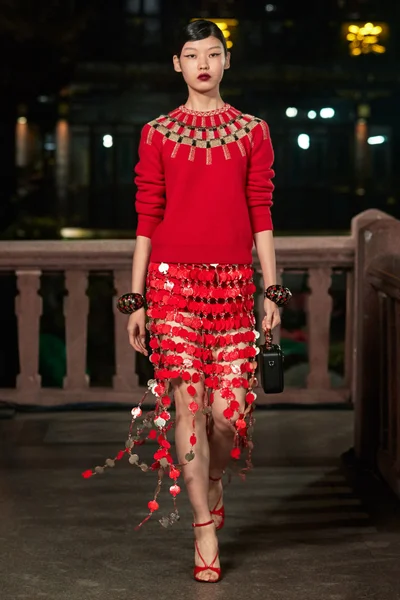 Look 47